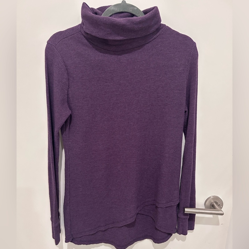 Eddie Bauer Waffle Knit Turtleneck Top – Size Medium